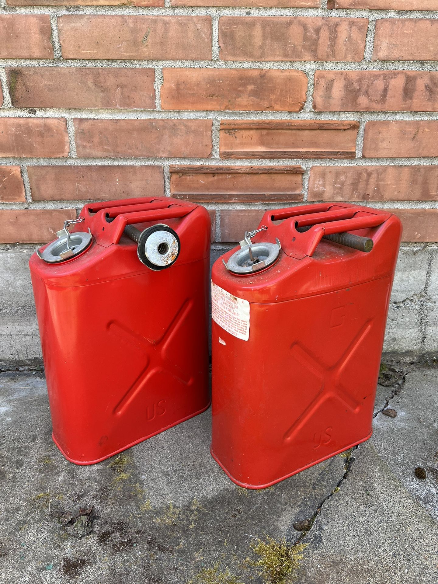 Jerry Cans, Gas Fuel Cans