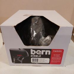 New Cycling  Bicycle Helmet BERN Tween Large Black