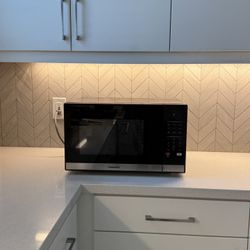 Microwave oven