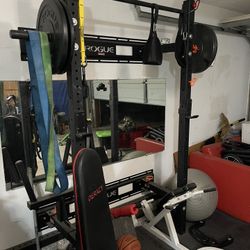 Rogue Full Gym Set Olympic Bar Pull Up Bar Weights