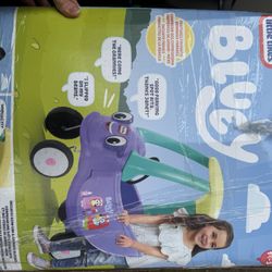 Bluey Grannies Coupe Car 