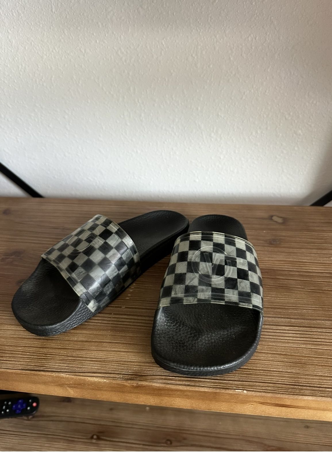 Women’s Vans Slides 