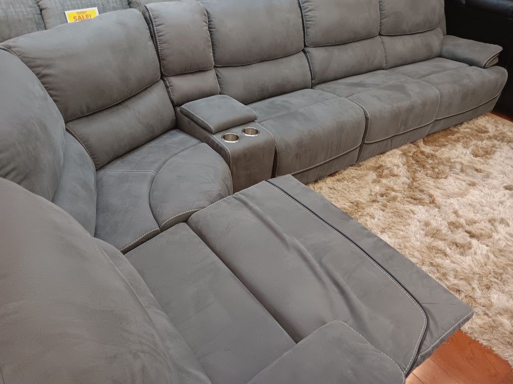 *Weekly Feature!!!*---Charming Alejandra Gray Microfiber Reclining Sectional Sofa---Delivery/$5 Down FinancingðŸ¤