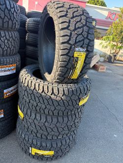 🚨‼️vendo set de llantas Lt 33x12.50 22 headway tires R/T