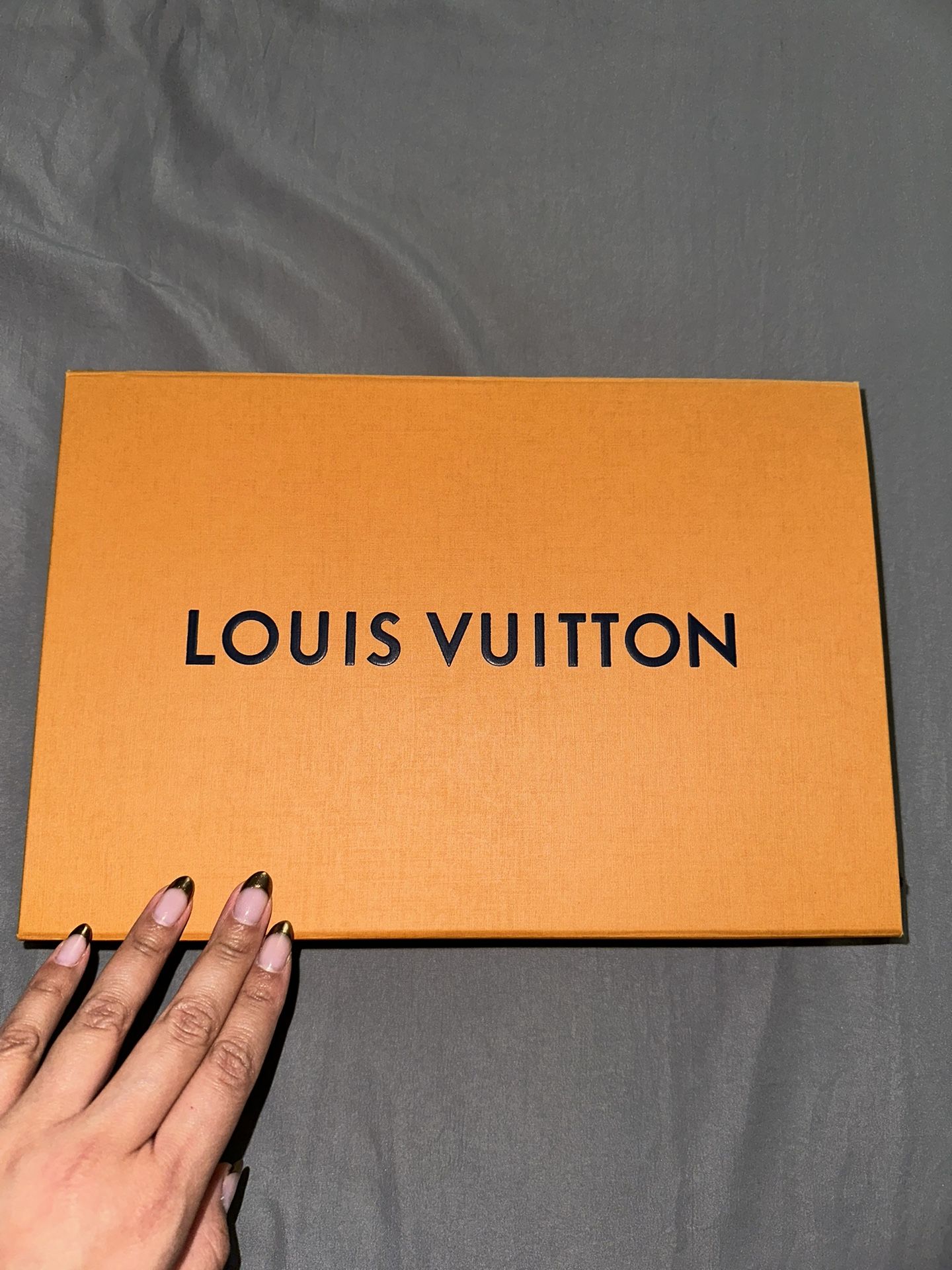 Authentic Louis Vuitton Men’s Scarf