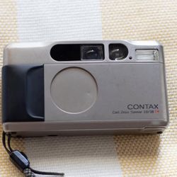 Contax T2 35 Mm Film Camera 