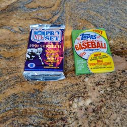  Brand New Baseball And Football Cards