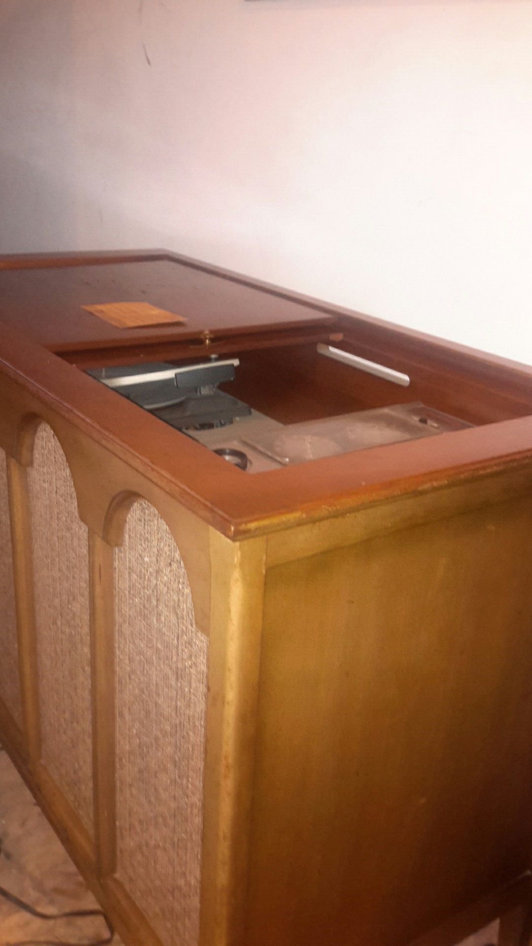 1960's Westinghouse Stereophonic High Fidelity Am/Fm Record Player Console. Working