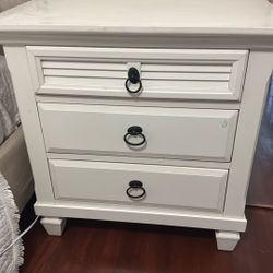 White Night Stand Dresser