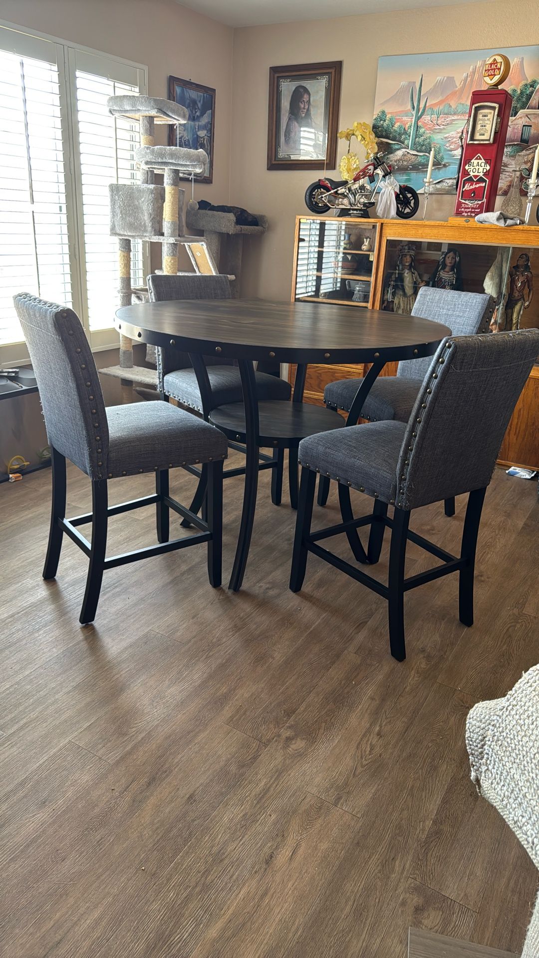 Table With 6 Chairs