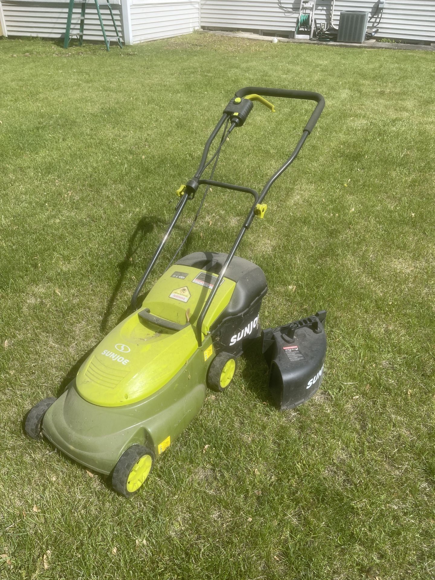 Electric Cord Lawn Mower