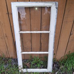 Craftsmen Window 21x40 Casement