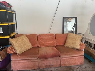Henredon couch