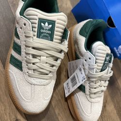 New In Box Adidas Samba XLG Men Size 6.5 Women Size 7.5 