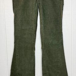 True Religion Section Joey Boot Cut Green Corduroy Women’s Size 30x33 Jeans