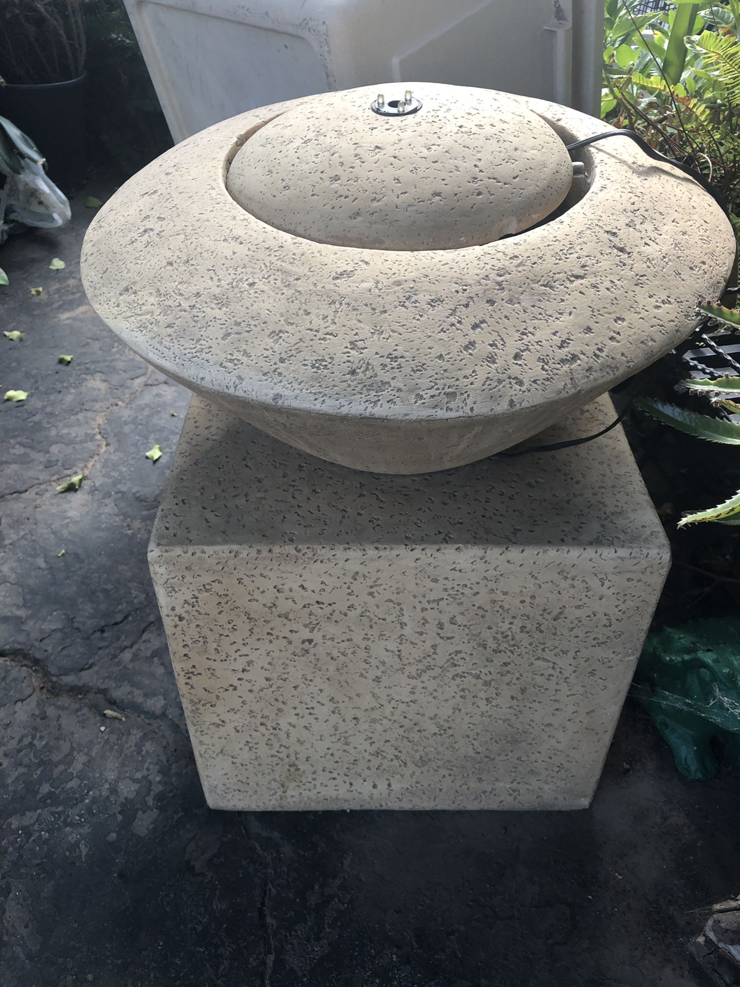 Modern fountain