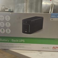 APC UPS 950VA Line Interactive UPS Battery Backup, BVK950M2 Backup Battery with AVR, 2 USB Charging Ports (Type C/Type A), Back-UPS Uninterruptible 