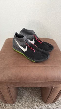 Nike AirMax  - Size 11.5