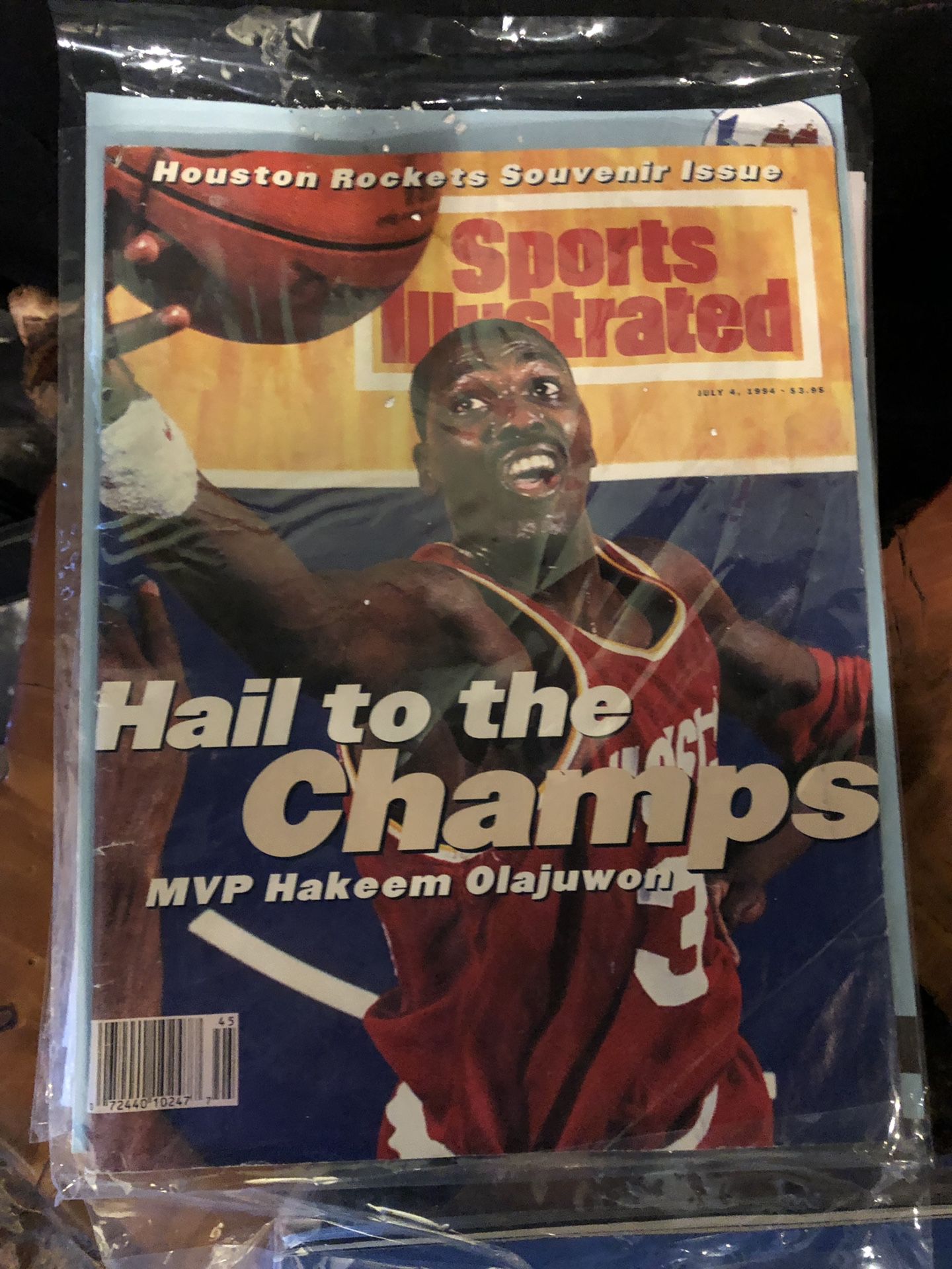 Magazine collectible sports editions, Sports Illustrated and other vintage Magazines