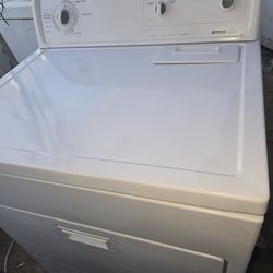 Kenmore Gas Dryer Super Capacity And Heavy Duty Works Good 