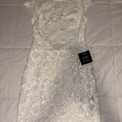 Women’s Lulus Backless Lace Dress Size XS / Vestido De Mujer XS 