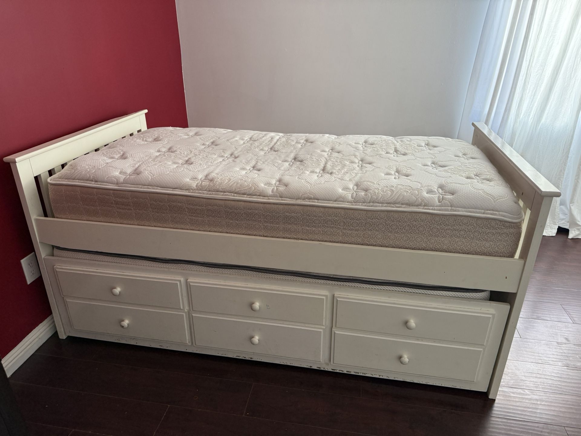 Twin Size Bed