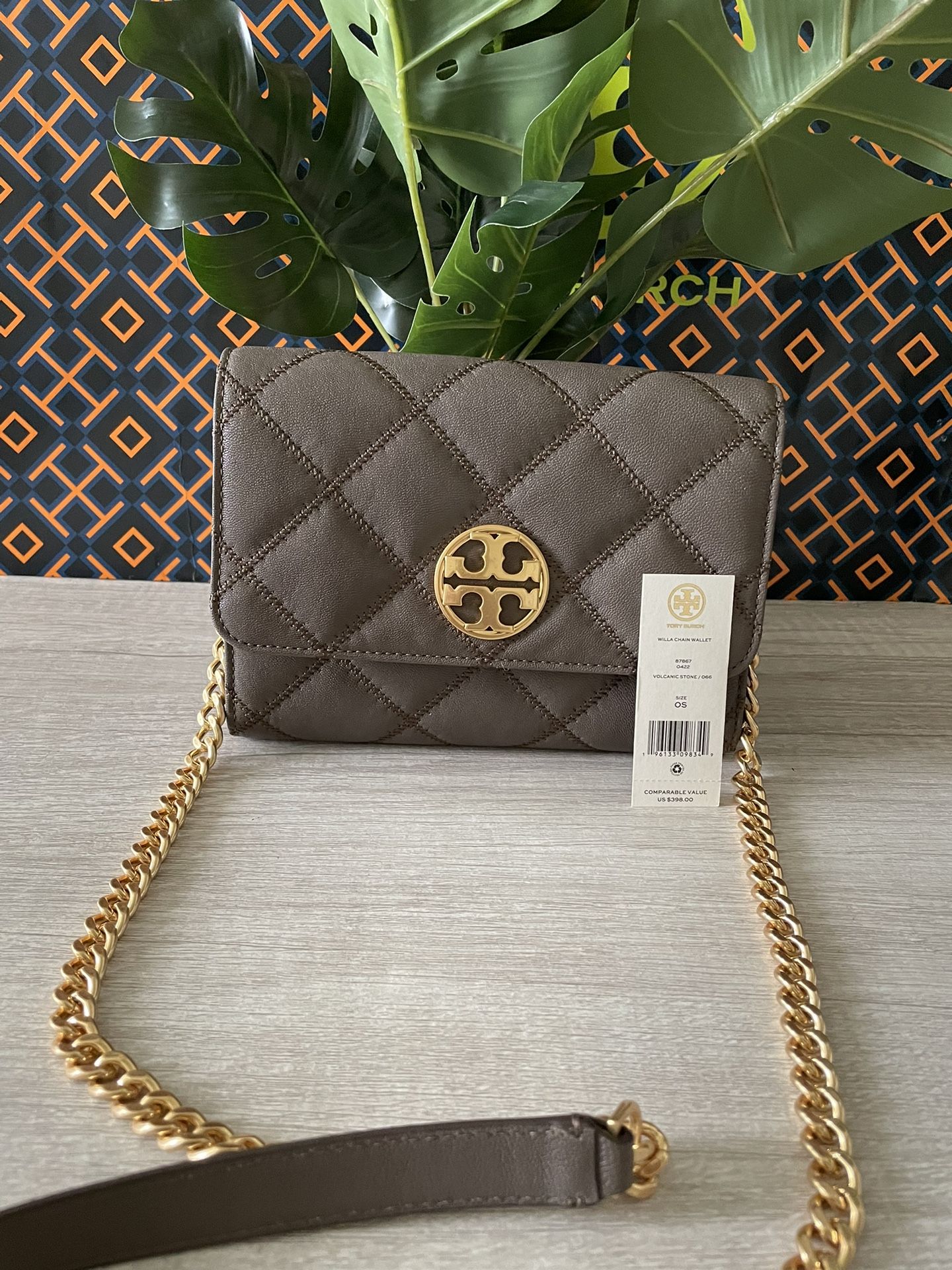 New , Tory Burch Emerson Crossbody Bag for Sale in Temecula, CA - OfferUp