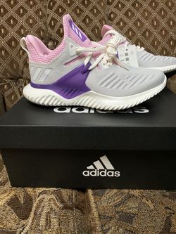 Adidas kids shoes size 4 brand new