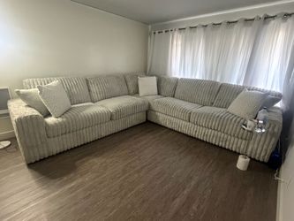 Sofa sectional