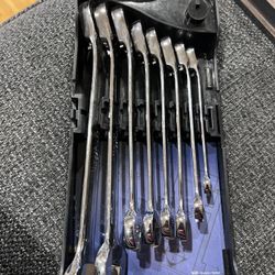 WESTWARD Combination Wrench Set: Alloy Steel, Chrome, 8 Tools, 8 mm to 19 mm Range of Head Sizes