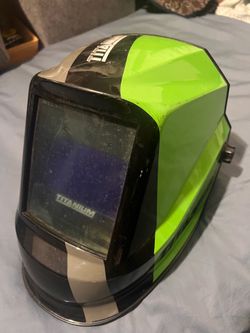 WELDING HELMET, TITANIUM