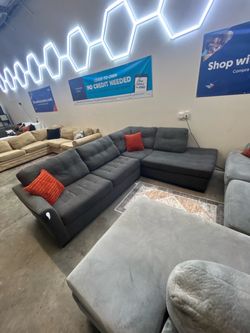 Gray Fabric Sectional Sofa with Chaise