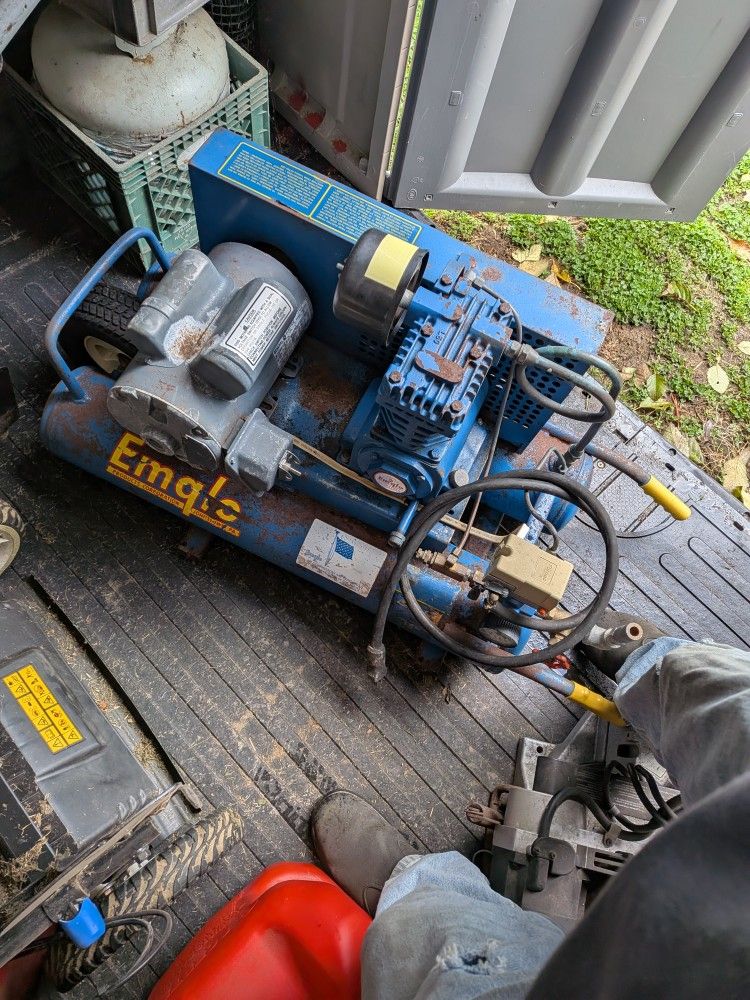 Emglo Air Compressor 110v Or 220v