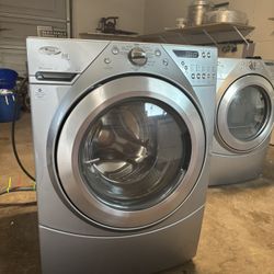 Whirlpool Washer/ Dryer 