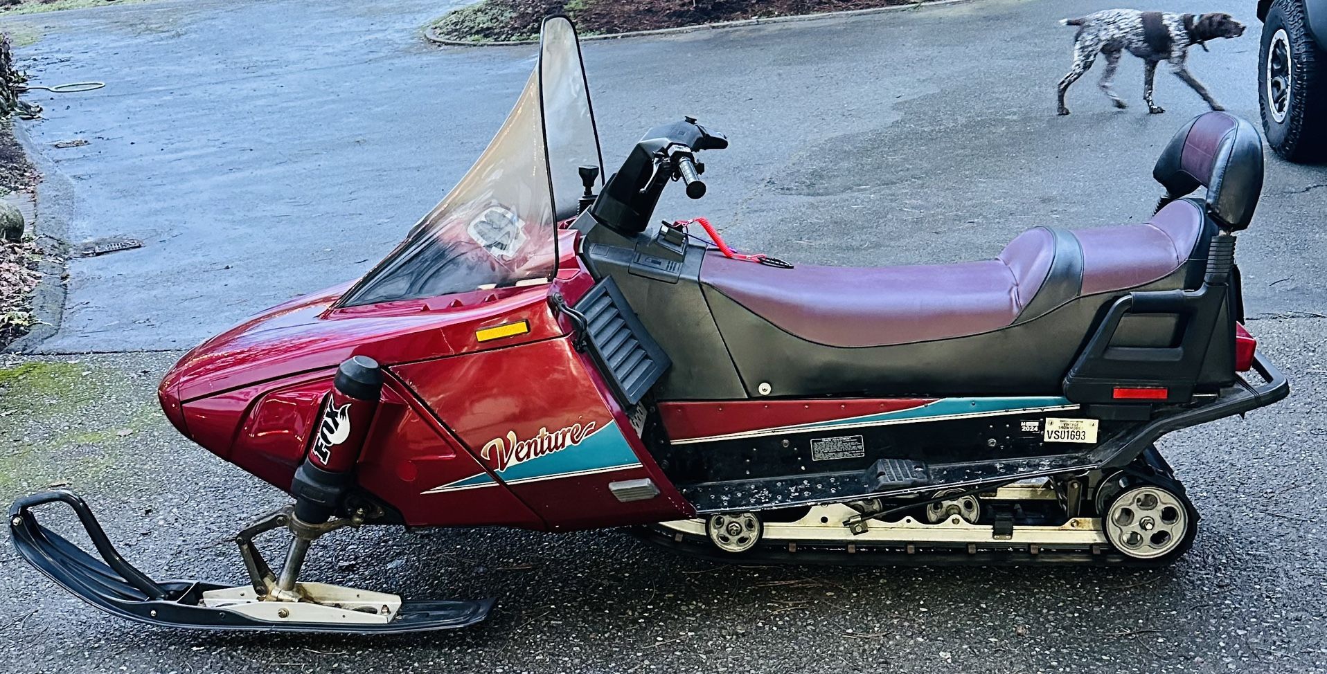 1991 Yamaha venture 480 XL Snowmobile