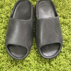 Black Slippers