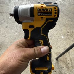 Dewalt 12 Volts Impact Wrencg 3/8” $70 Price Firm Tool Only 