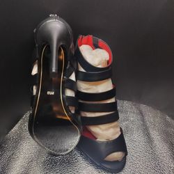 Charles Jourdan Heels Size 6.5