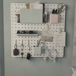 NEW PEGBOARD ORGANIZER 