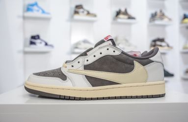 Travis Scott Reverse Mocha 