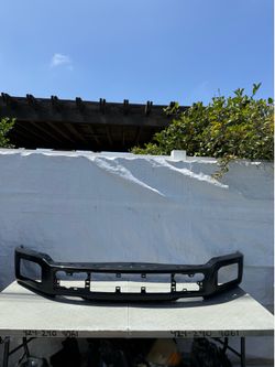 2018 2019 2020 FORD F-150 FRONT BUMPER COVER OEM USED