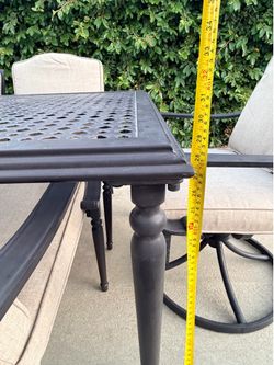 Patio Dining Set  (YES STILL AVAILABLE)