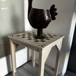 Metal farmhouse rooster holder