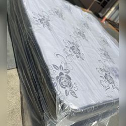 King Size mattress/ Colchón