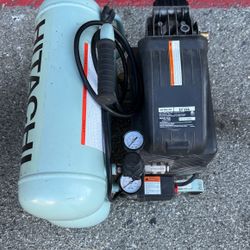 Hitachi EC99S 135max Psi