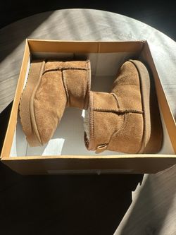 Toddler Boots - Size 6