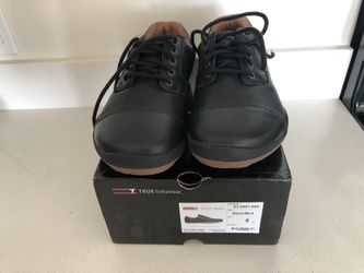 True Linkswear Golf Shoes NEW Size 8 Leather Waterproof
