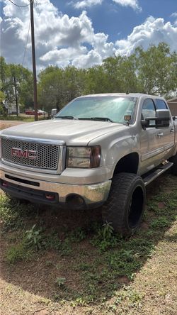 2008 gmc Denali