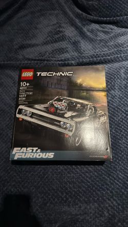 Lego set Doms charger