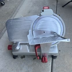 Berkel 827-E Meat Slicer 12”